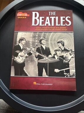 Hal Leonard The Beatles Ukulele Songbook - Red